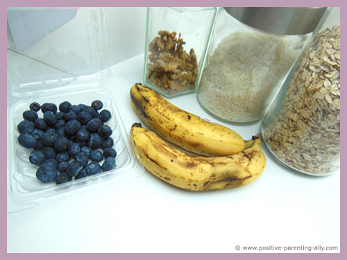 Ingredients to make healthy cake for kids with no sugar, eggs or flour. 