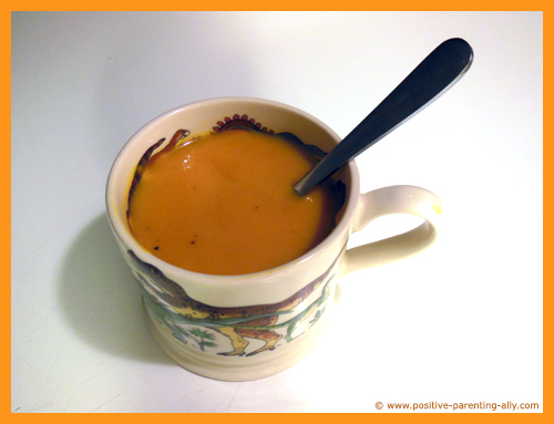 Healthy kids snack recipes. Creamy pumpkin soup snack for kids.