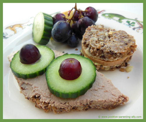 Wholegrain sandwich idea for kids for their lunch box. 